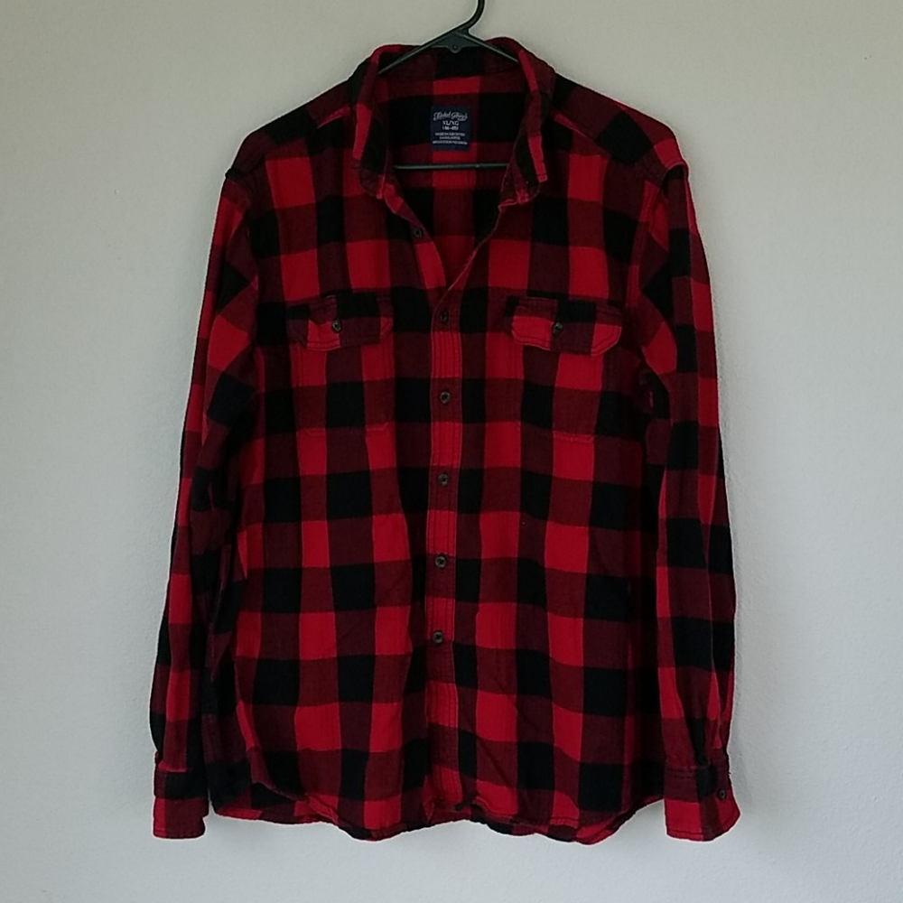 Red and black plaidflannel long sleeve top